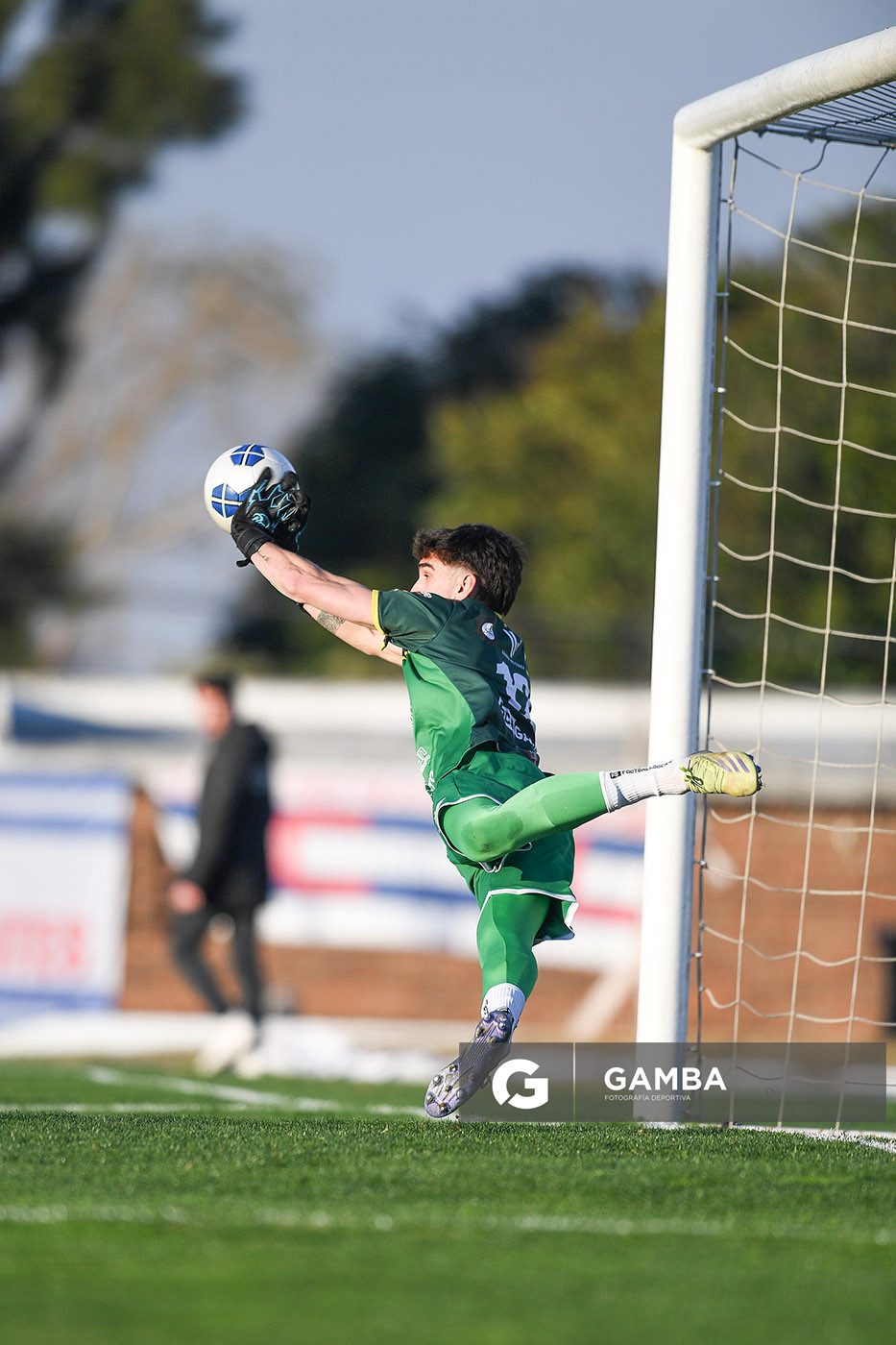 Gastón Hernández, golero de Libertad. 21ª Copa Nacional de Clubes. Estadio Casto Martínez Laguarda.