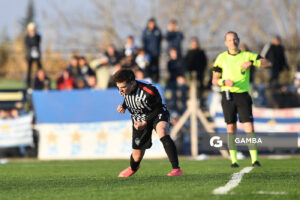 Enzo Cabrera, de Río Negro. 21ª Copa Nacional de Clubes. Estadio Casto Martínez Laguarda.