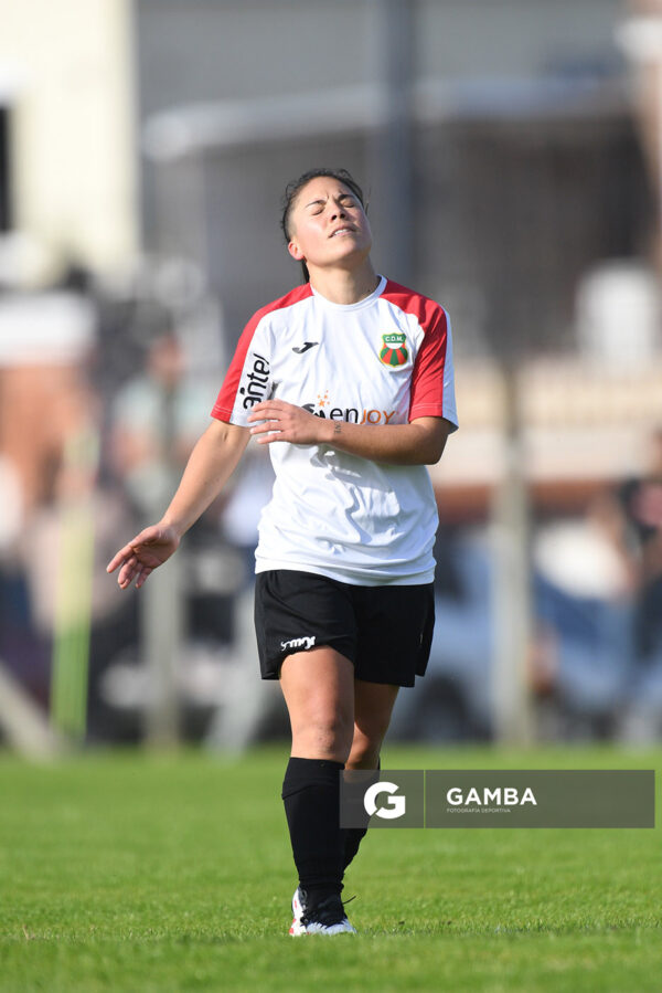 Dahiana Pereira, de Barrio Perlita. 23ª Copa Nacional de Fútbol Femenino. Parque Las Delicias.