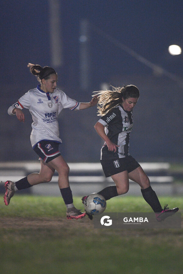 Patricia Bonifacini, de Central. 23ª Copa Nacional de Fútbol Femenino. Parque Camunda Gil.