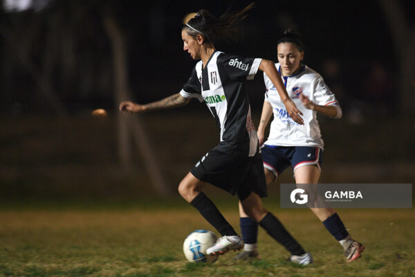 Victoria Marichal, de Central. 23ª Copa Nacional de Fútbol Femenino. Parque Camunda Gil.
