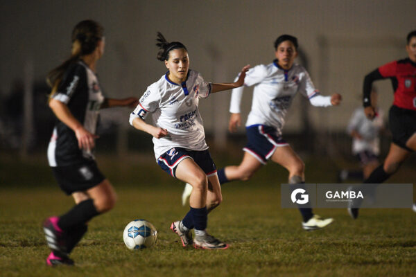 Sofía Rodríguez, de Nacional. 23ª Copa Nacional de Fútbol Femenino. Parque Camunda Gil.