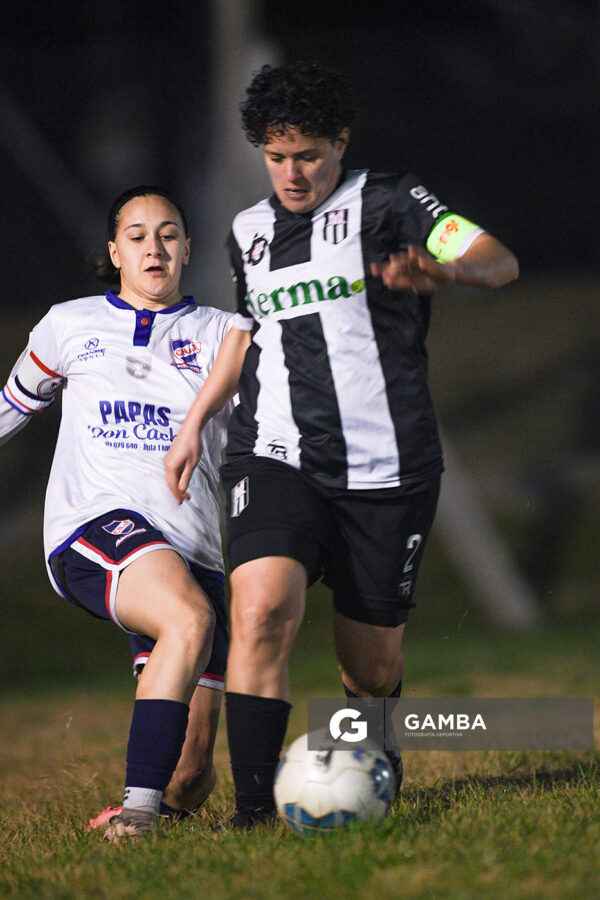 Gabriela Bonifacini, de Central. 23ª Copa Nacional de Fútbol Femenino. Parque Camunda Gil.