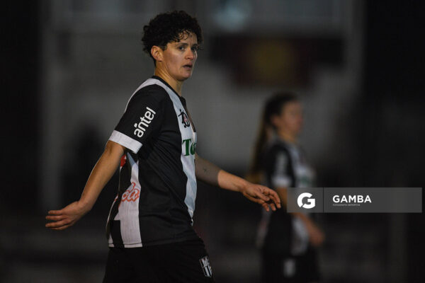 Gabriela Bonifacini, de Central. 23ª Copa Nacional de Fútbol Femenino. Parque Camunda Gil.
