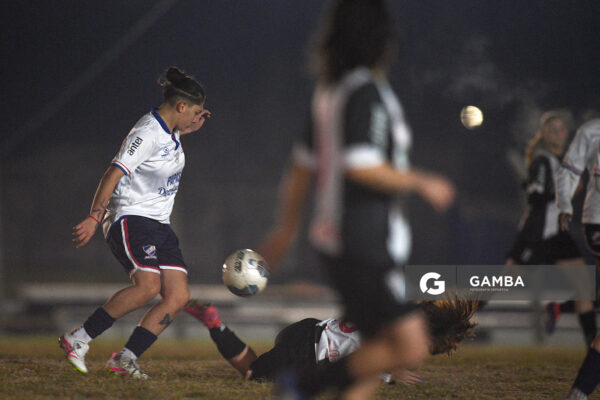 Agustina Gómez, de Nacional. 23ª Copa Nacional de Fútbol Femenino. Parque Camunda Gil.