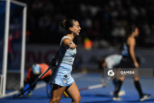 Brisa Bruggesser, de Argentina. Copa Panamericana de Hockey. Cancha Celeste.