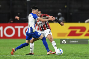 Maximiliano Añasco, de Cerro Largo. Copa Conmebol Sudamericana. Estadio Campeón del Siglo.