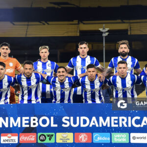 Titulares de Cerro Largo. Copa Conmebol Sudamericana. Estadio Campeón del Siglo.