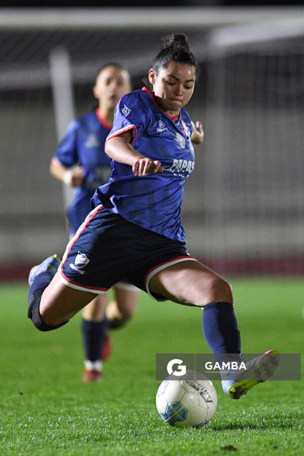 Yamila Pérez, de Nacional(SJ). 23ª Copa Nacional de Fútbol Femenino. Estadio Campeones Olímpicos.