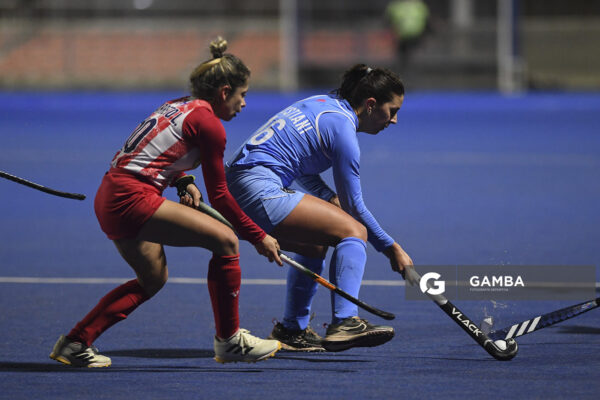 Clementina Cristiani, de Uruguay. Copa Panamericana de Hockey. Cancha Celeste.