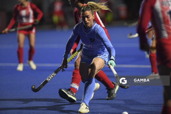 Teresa Viana, de Uruguay. Copa Panamericana de Hockey. Cancha Celeste.