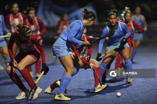Kaisuami Dall’Orso, de Uruguay. Copa Panamericana de Hockey. Cancha Celeste.
