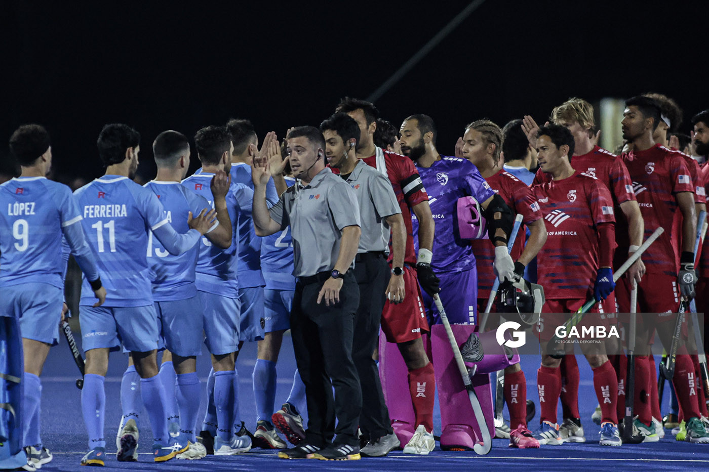 Planteles de Uruguay y Estados Unidos. Copa Panamericana de Hockey. Cancha Celeste.