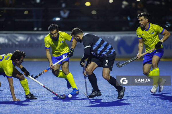 Federico Galindo, de Uruguay. Copa Panamericana de Hockey. Cancha Celeste.