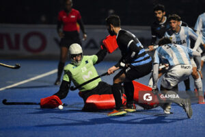 Rodrigo Castro, golero de Uruguay. Copa Panamericana de Hockey. Cancha Celeste.