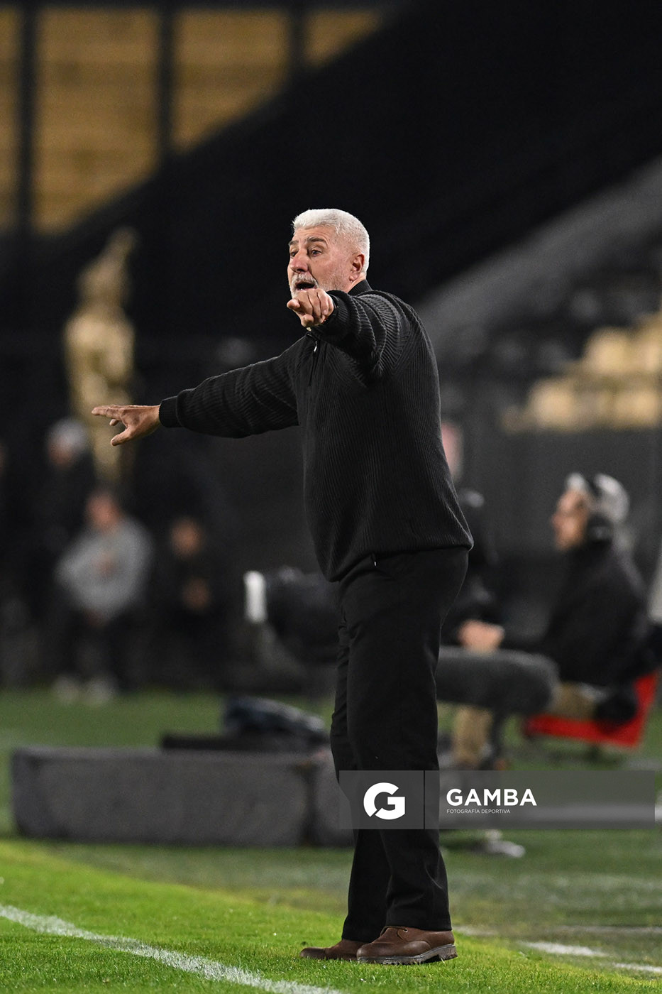 Alejandro Larrea, director técnico de Progreso. Torneo Clausura. Estadio Campeón del Siglo.