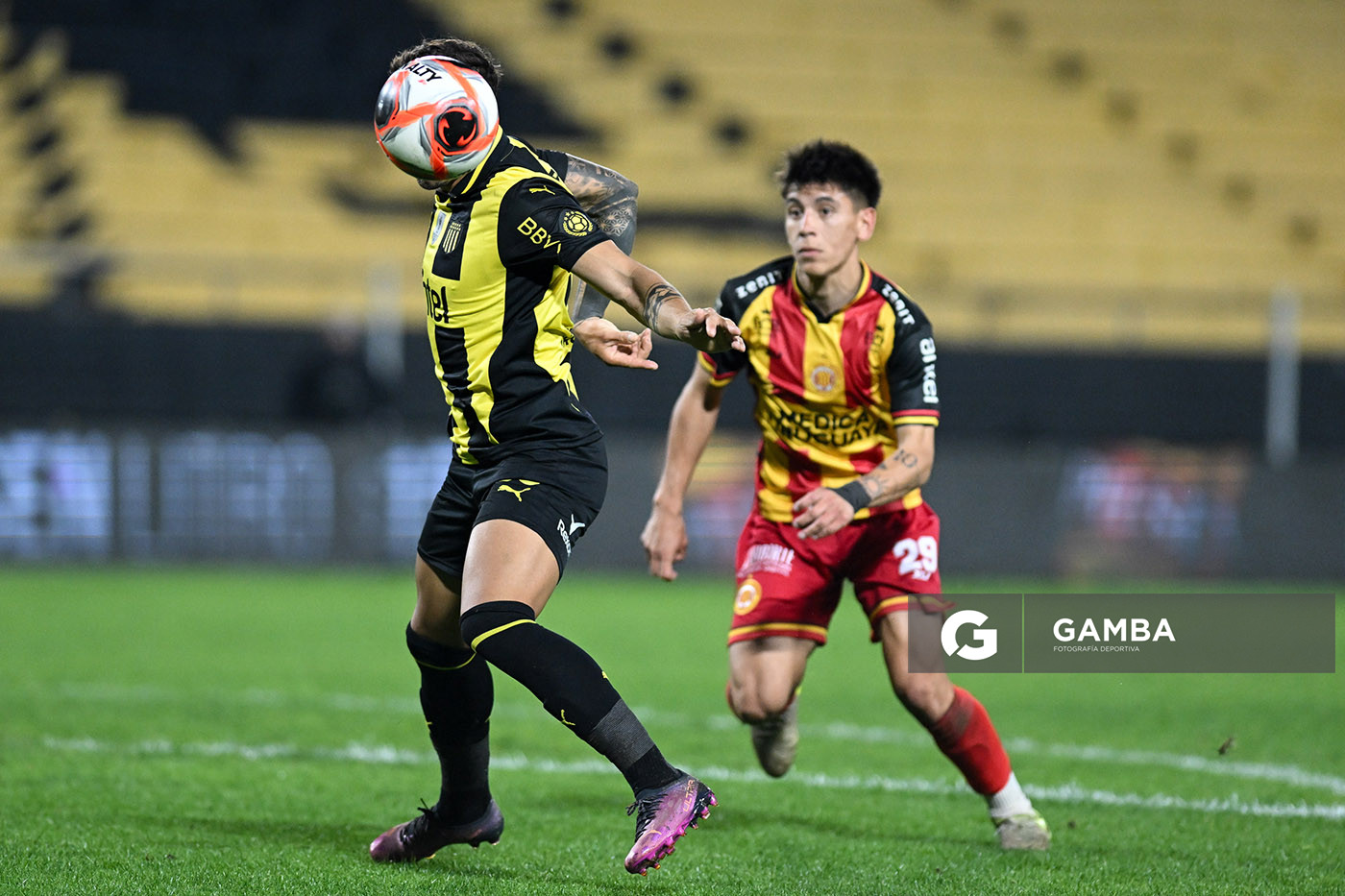 David Terans, de Peñarol. Torneo Clausura. Estadio Campeón del Siglo.