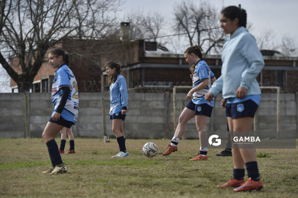 Ludmila Otero, de Palmirense. 23ª Copa Nacional de Fútbol Femenino. Estadio Parque Agustín Rivaben.