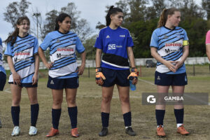 Oriana Oranguren, Lara Castro, Victoria Sosa y Ludmila Otero, de Palmirense. 23ª Copa Nacional de Fútbol Femenino. Estadio Parque Agustín Rivaben.