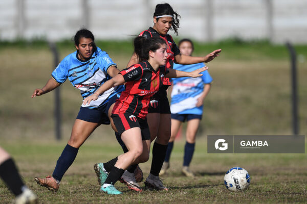 Giuliana Esquibel, de Litoral. 23ª Copa Nacional de Fútbol Femenino. Estadio Parque Agustín Rivaben.