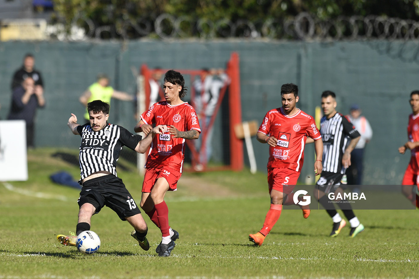 Diego López, de Río Negro. 21ª Copa Nacional de Clubes. Estadio Ernesto Dickinson.