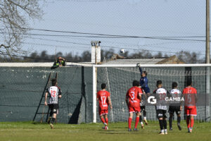 Jorge Fleitas, golero de Universitario. 21ª Copa Nacional de Clubes. Estadio Ernesto Dickinson.