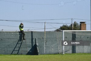 Alcanza pelotas. 21ª Copa Nacional de Clubes. Estadio Ernesto Dickinson.