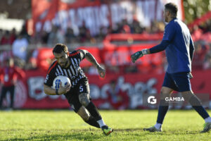 José Barreto, de Río Negro. 21ª Copa Nacional de Clubes. Estadio Ernesto Dickinson.