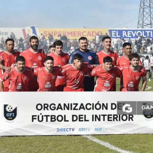 Universitario de Salto, Campeón. 21ª Copa Nacional de Clubes. Estadio Ernesto Dickinson.