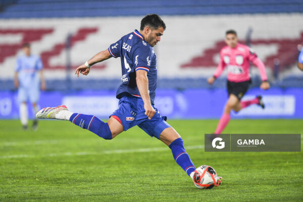 Maximiliano Gómez, de Nacional. Torneo Clausura. Estadio Gran Parque Central.