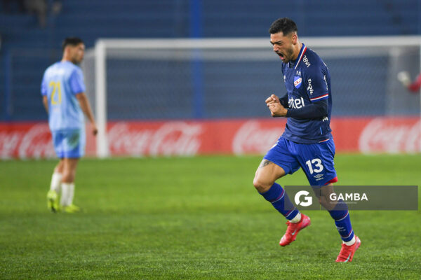Emiliano Ancheta, de Nacional. Torneo Clausura. Estadio Gran Parque Central.