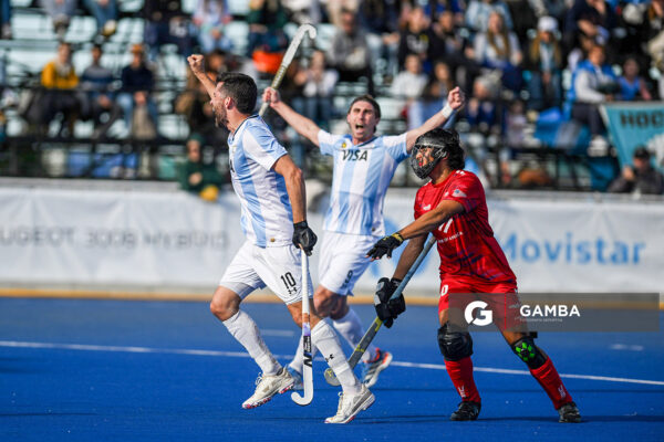 Nicolás della Torre, de Argentina. Copa Panamericana de Hockey. Cancha Celeste.