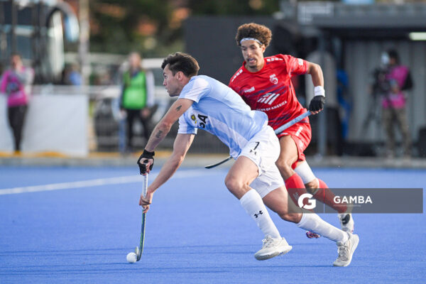 Nicolás Keenan, de Argentina. Copa Panamericana de Hockey. Cancha Celeste.