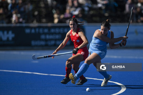 Manuela Quiñones, de Uruguay. Copa Panamericana de Hockey. Cancha Celeste.