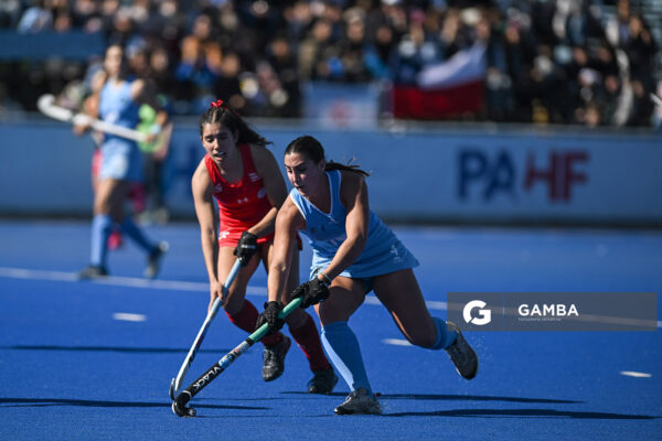 Elisa Civetta, de Uruguay. Copa Panamericana de Hockey. Cancha Celeste.