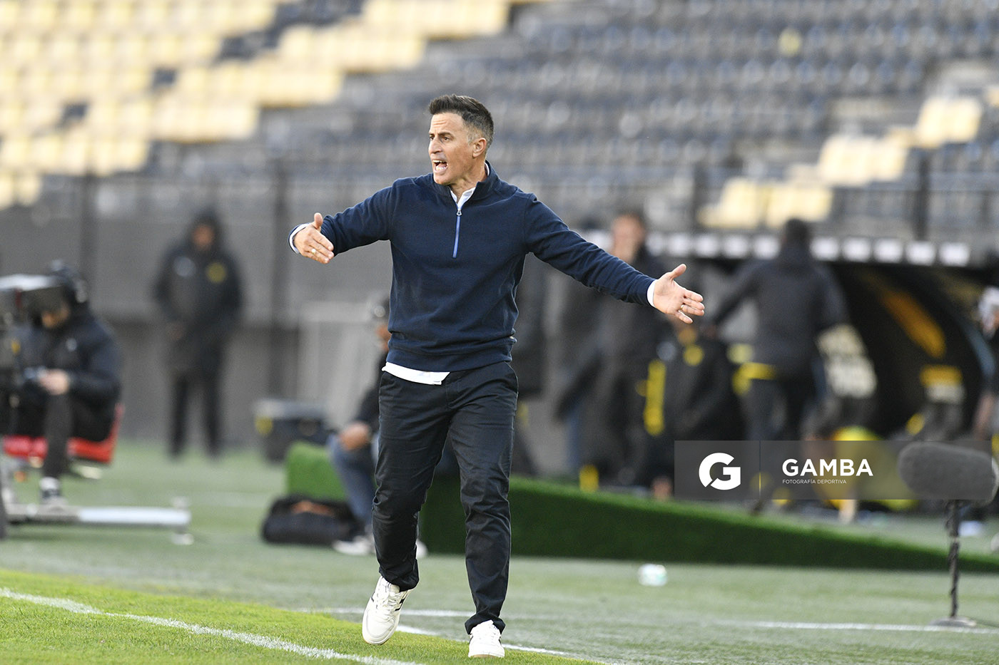 Pablo Peirano, director técnico de Nacional. Torneo Clausura. Estadio Campeón del Siglo.