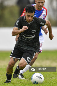 Luciano Soria, de San Carlos. 21ª Copa Nacional de Clubes Divisional B. Estadio Parque Evelio Isnardi.