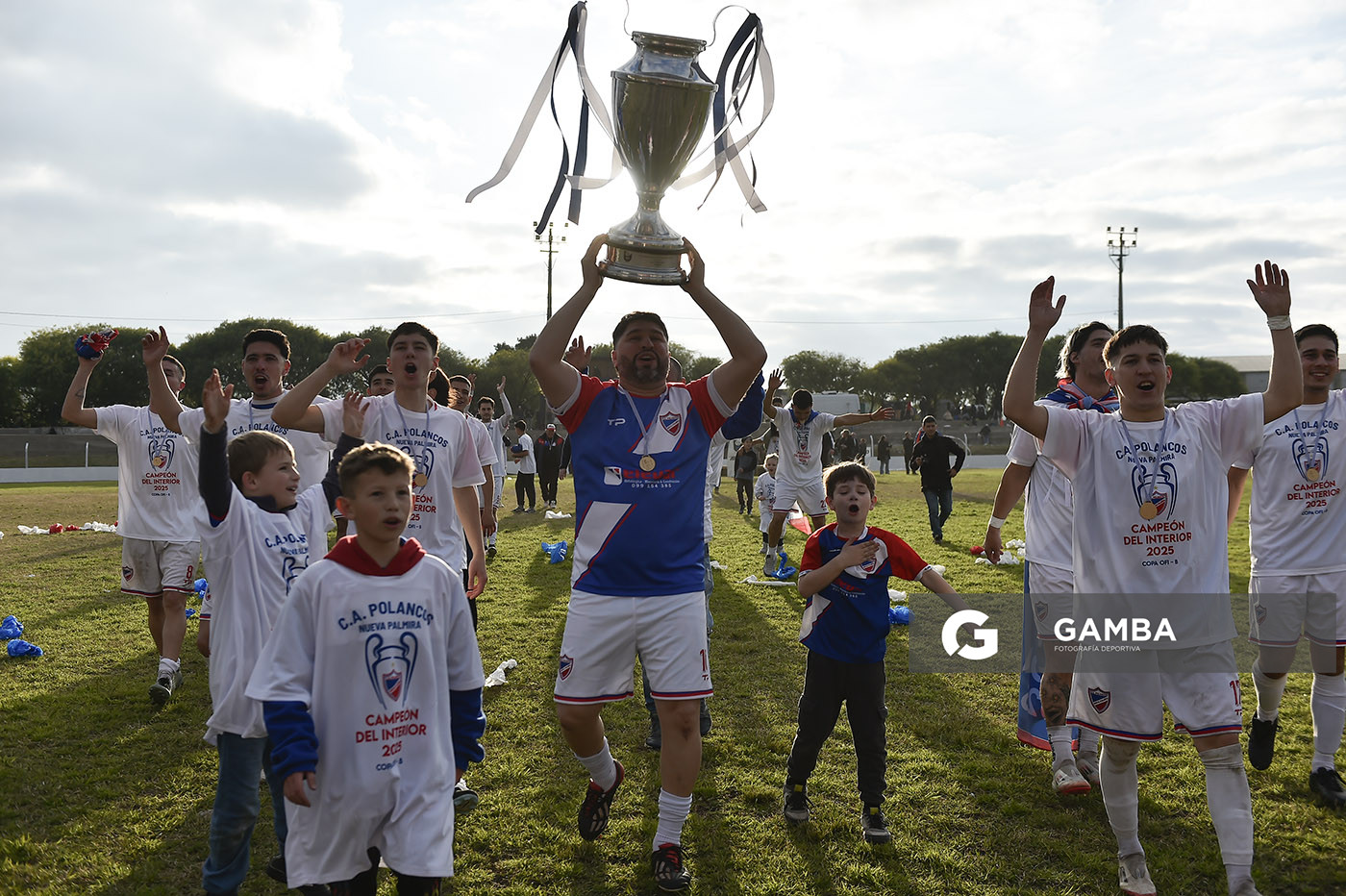 Gastón Villoldo. Polancos de Nueva Palmira Campeón. 21ª Copa Nacional de Clubes Divisional B. Estadio Parque Evelio Isnardi.