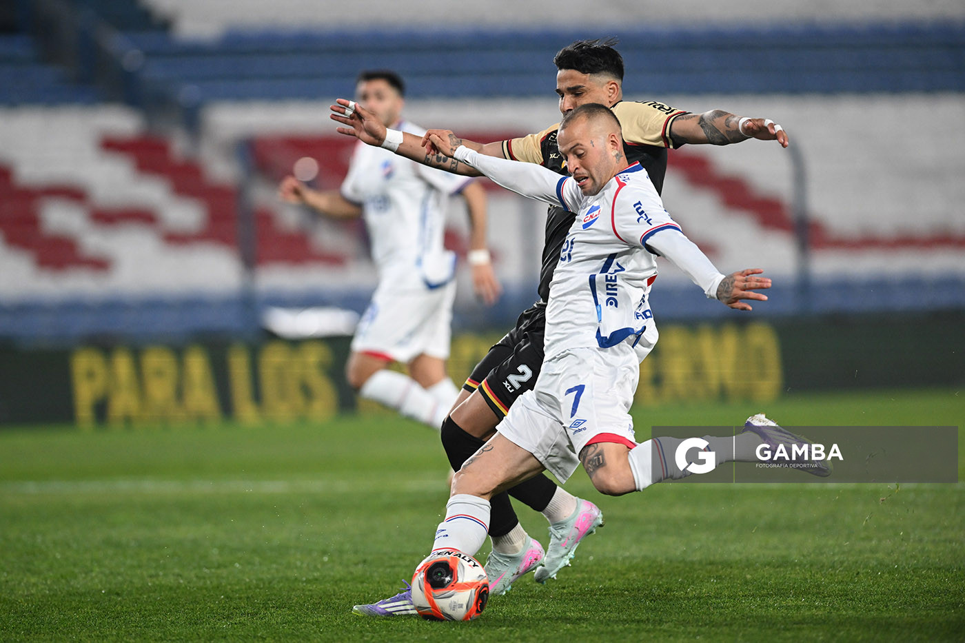 Nicolás López, de Nacional. Torneo Clausura. Estadio Gran Parque Central.