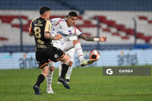 Juan Pablo Patiño, de Nacional. Torneo Clausura. Estadio Gran Parque Central.
