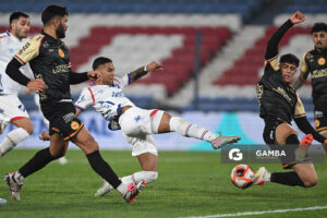 Juan Cruz de los Santos, de Nacional. Torneo Clausura. Estadio Gran Parque Central.