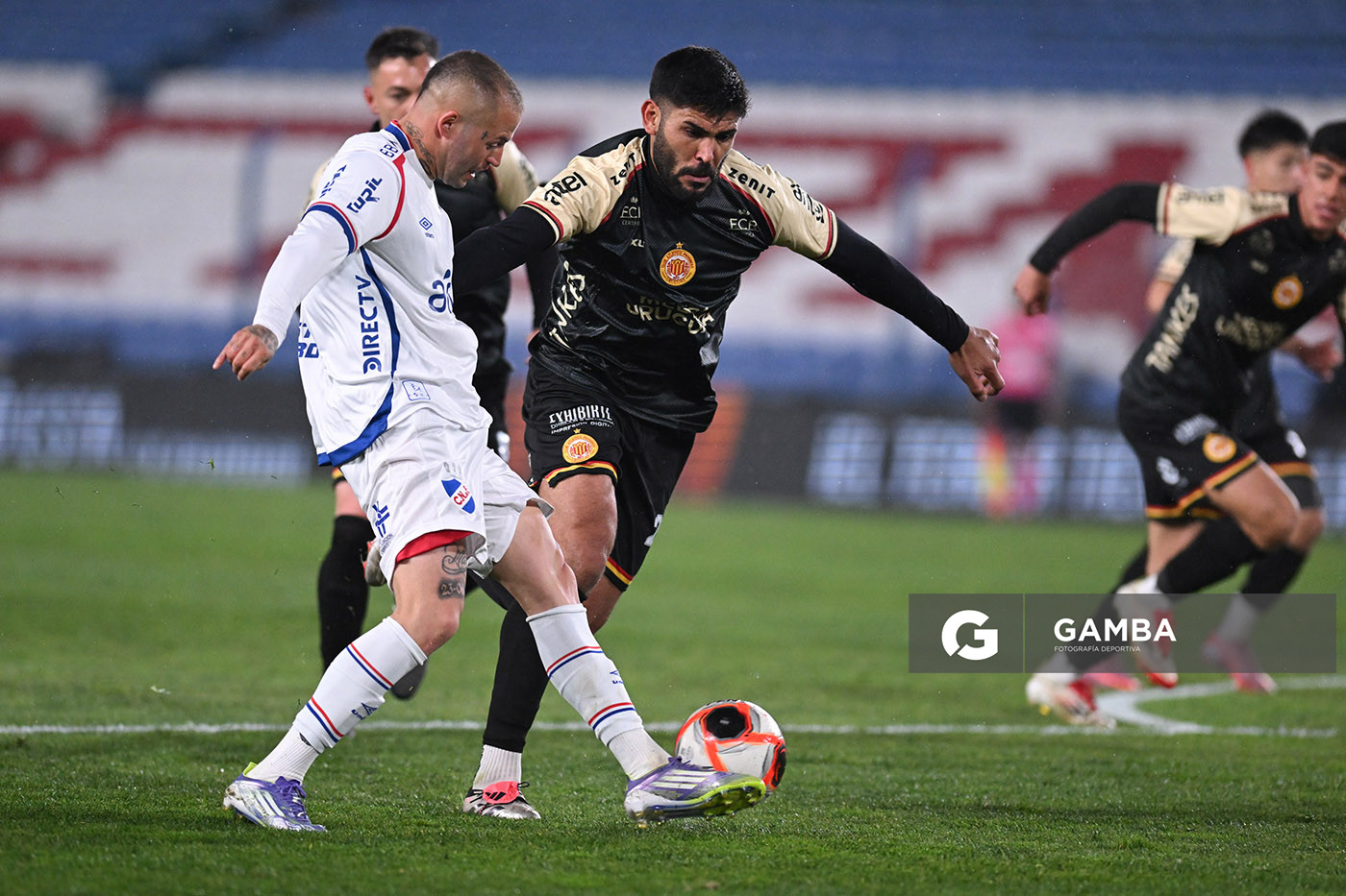 Nicolás López, de Nacional. Torneo Clausura. Estadio Gran Parque Central.