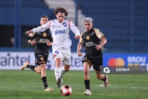 Luciano Boggio, de Nacional. Torneo Clausura. Estadio Gran Parque Central.