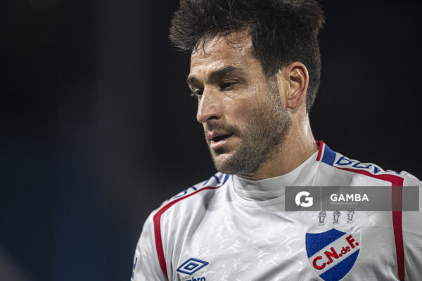 Nicolás Lodeiro, de Nacional. Torneo Clausura. Estadio Gran Parque Central.