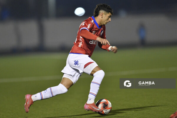 Ezequiel Mereles, de Nacional. Copa AUF Uruguay. Estadio Juan Antonio Lavalleja.