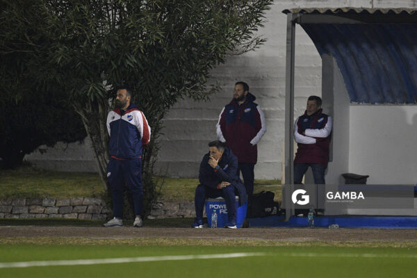 Pablo Peirano, director técnico de Nacional. Copa AUF Uruguay. Estadio Juan Antonio Lavalleja.