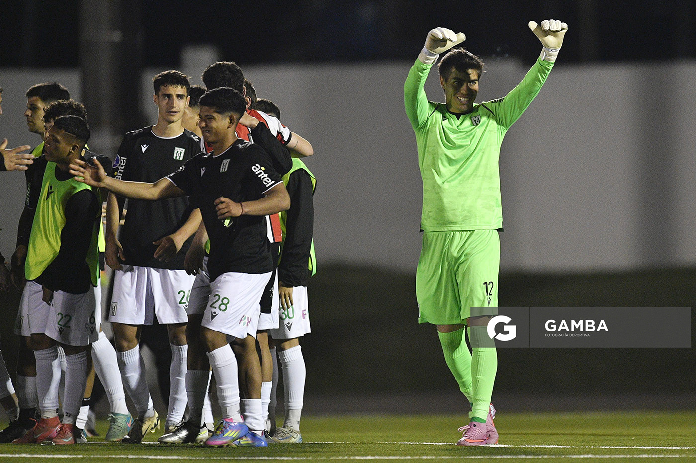 Facundo Machado, golero de Racing. Copa AUF Uruguay. Estadio Juan Antonio Lavalleja.