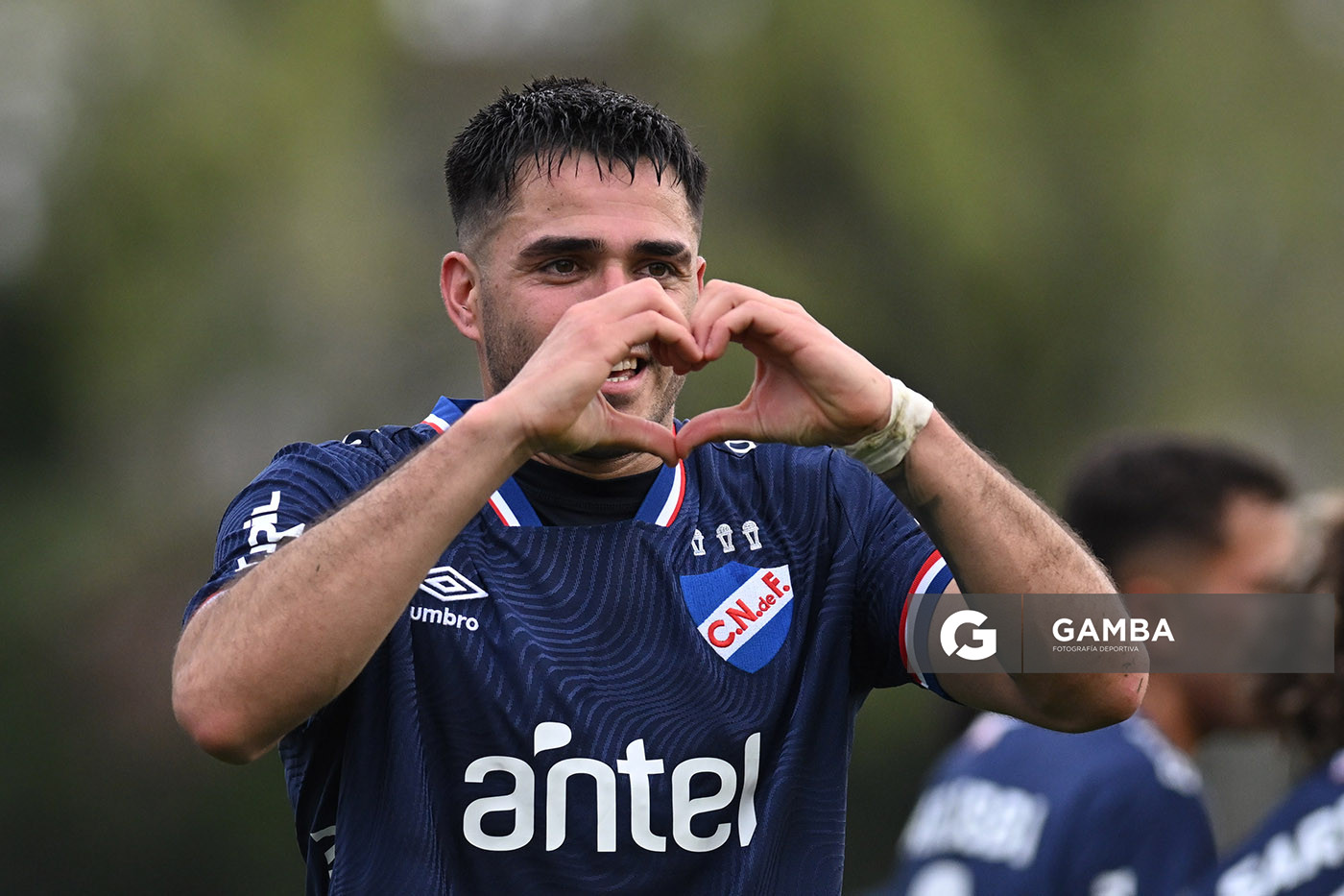 Maximiliano Gómez, de Nacional. Torneo Clausura. Estadio Parque Federico Saroldi.