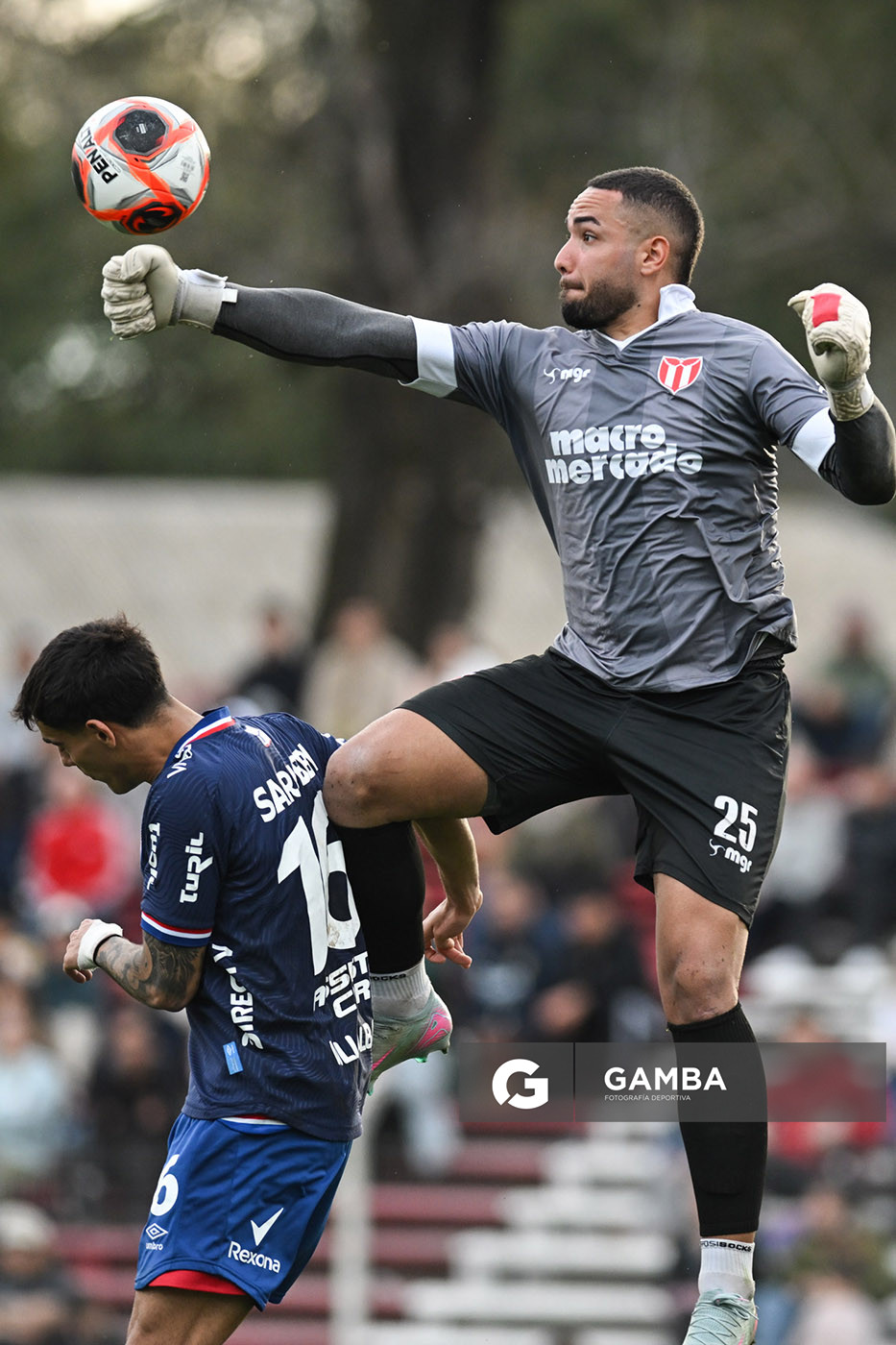 Fabrizio Correa, golero de River Plate. Torneo Clausura. Estadio Parque Federico Saroldi.