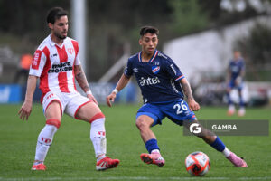 Bruno Arady, de Nacional. Torneo Clausura. Estadio Parque Federico Saroldi.